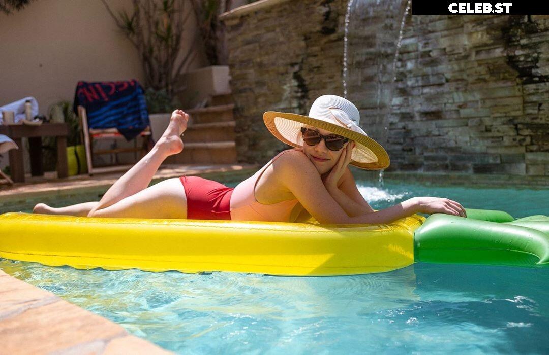 Carly Rae Jepsen Image 21724705