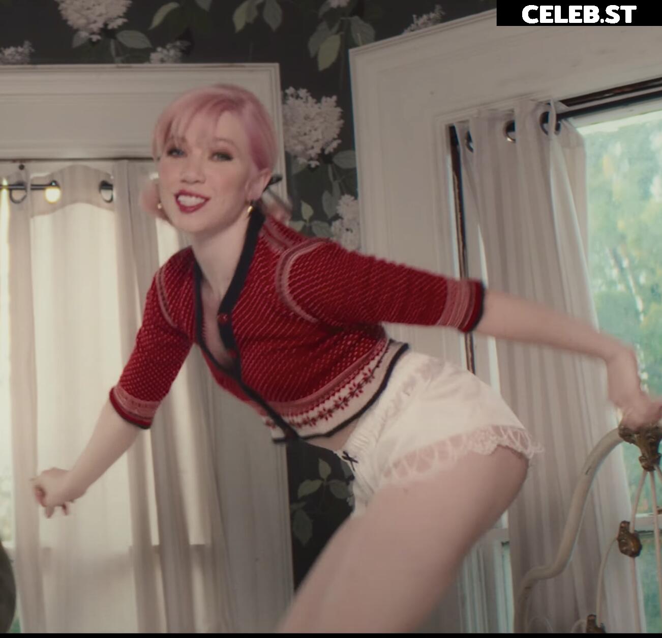 Carly Rae Jepsen Image 21724699