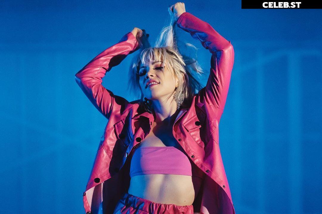 Carly Rae Jepsen Image 21724686