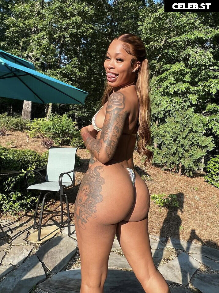 Official_liyahhh / missnaturalbby / thepollygirls Image 21736232