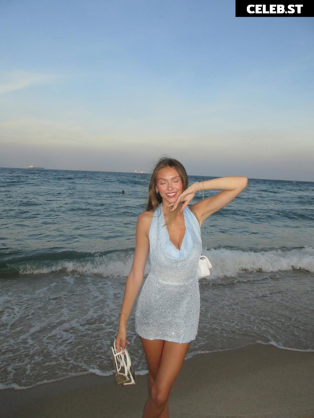 Mia Steele - miagsteele Image 21730095