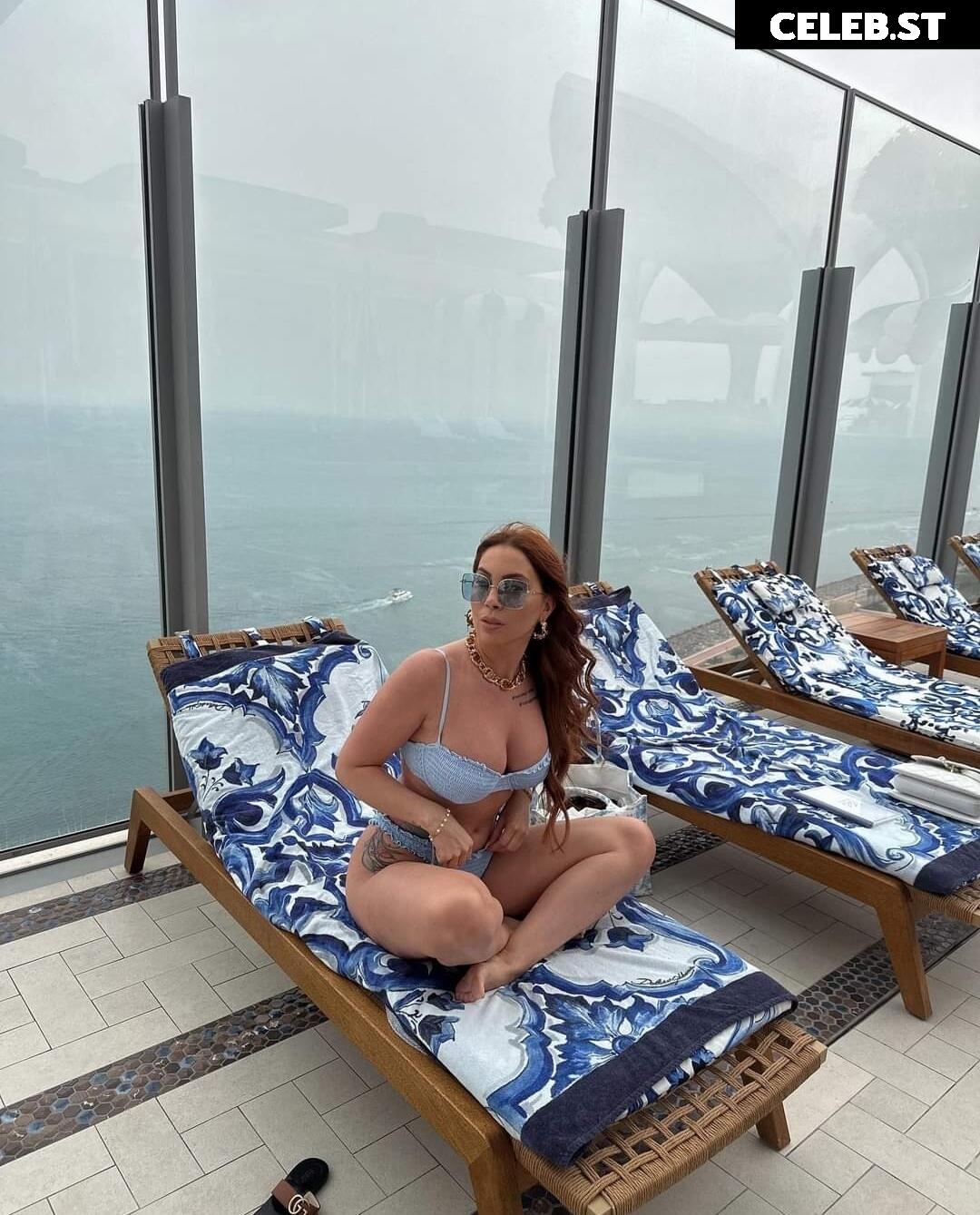 Tara Tabitha Image 2173357