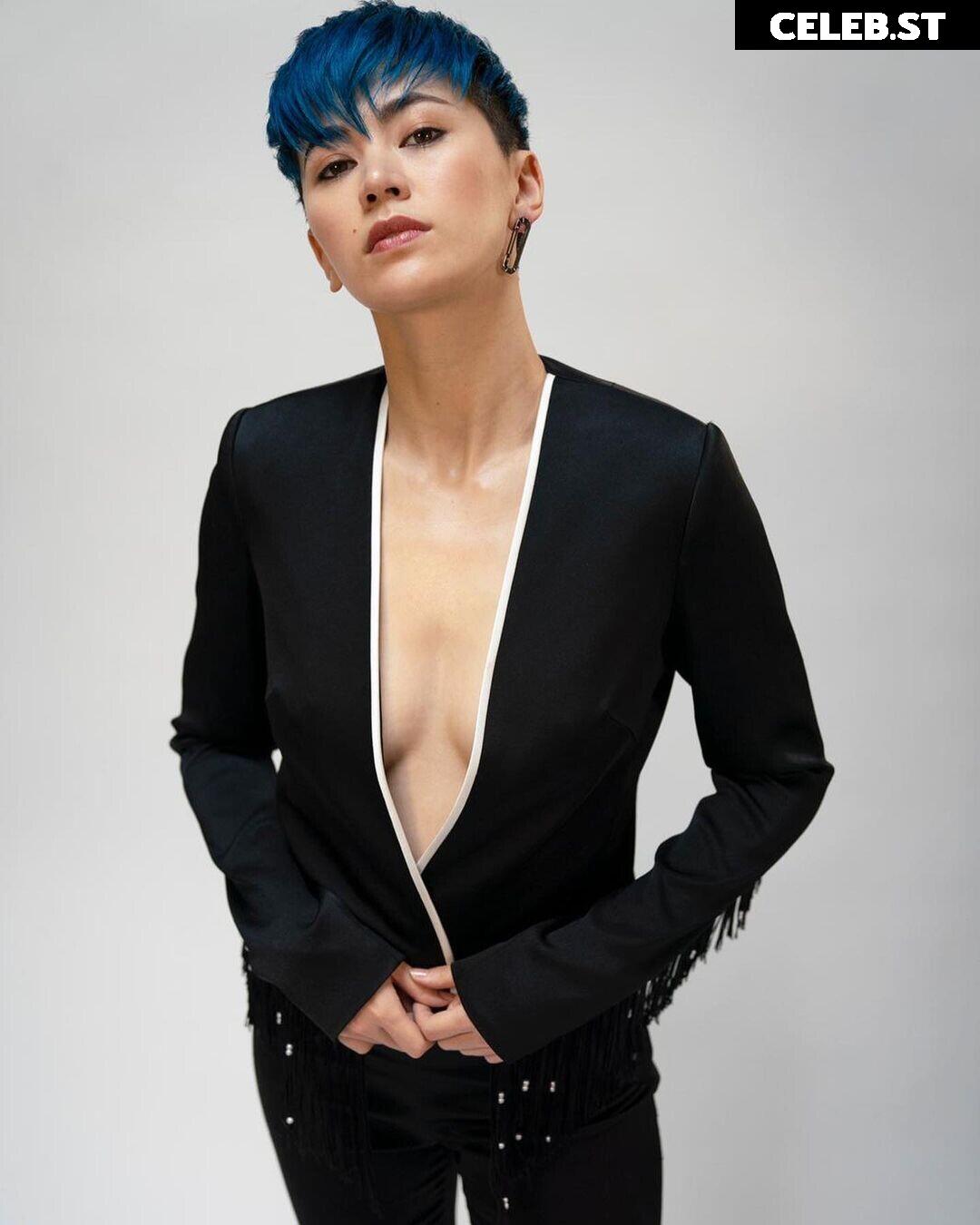 Jessica Yu Li Henwick Image 21707660