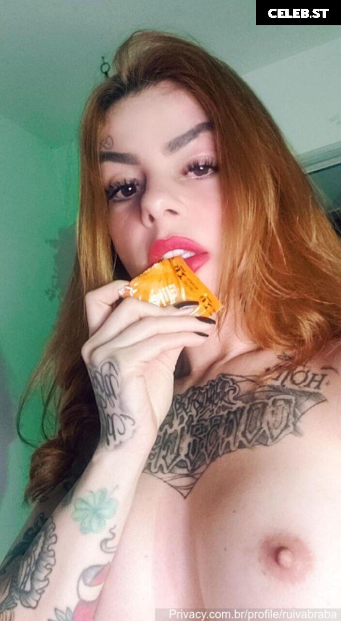 Ruiva Braba Image 21794750