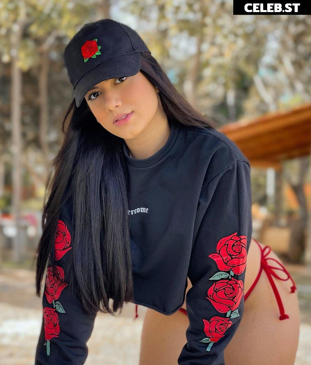 Victtoria Medeiros Image 21781613