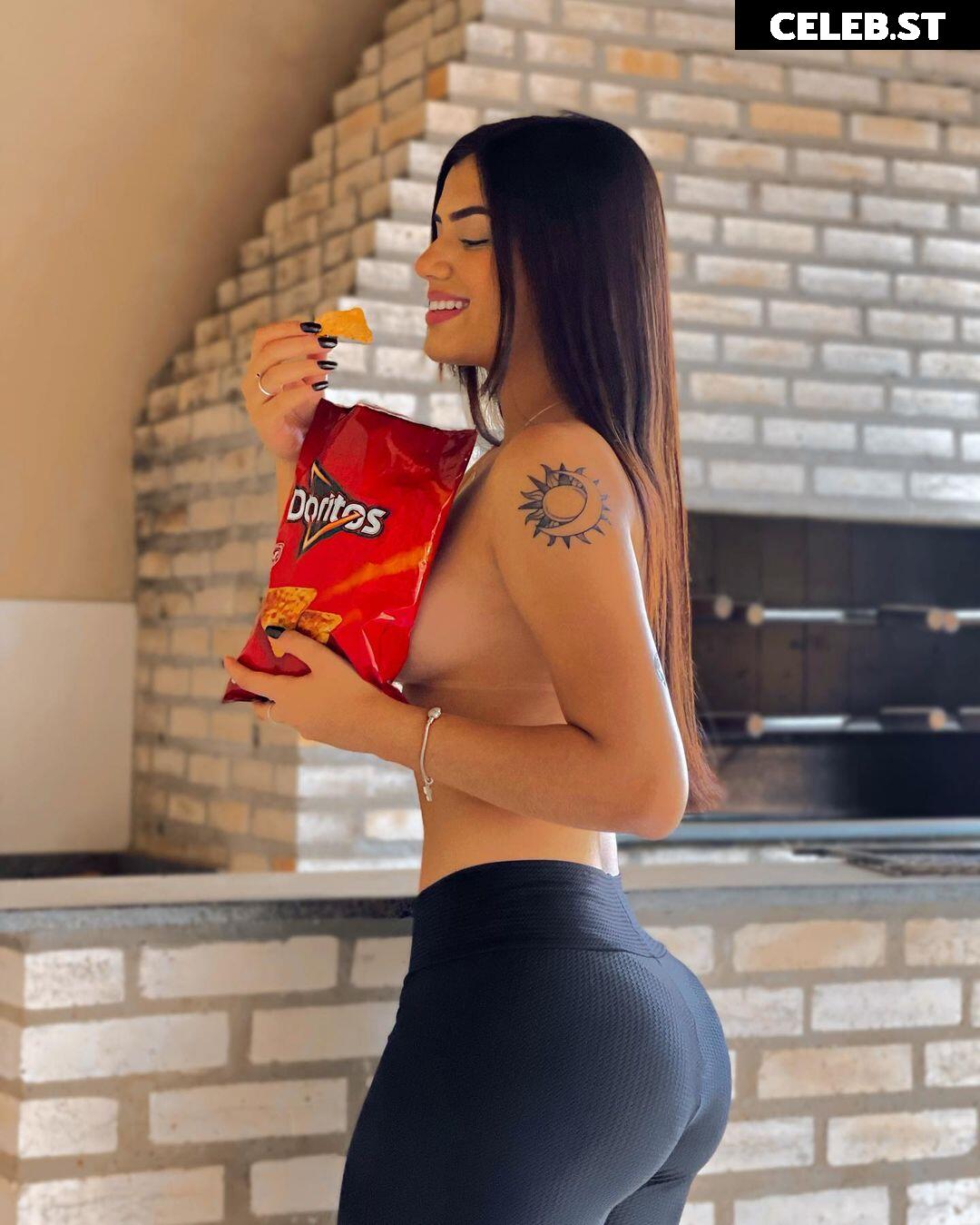 Victtoria Medeiros Image 21781664
