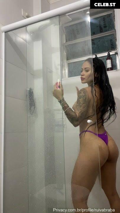 Ruiva Braba Image 21789572