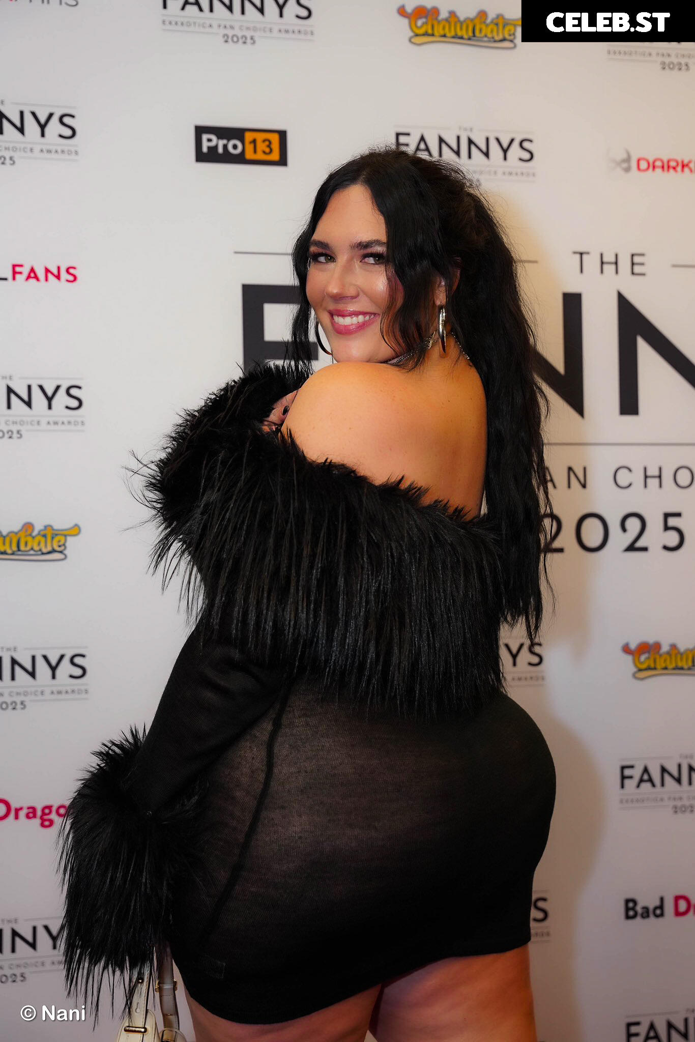Alex Blair | itsalexblair | thecurvyfoxx Image 21789245