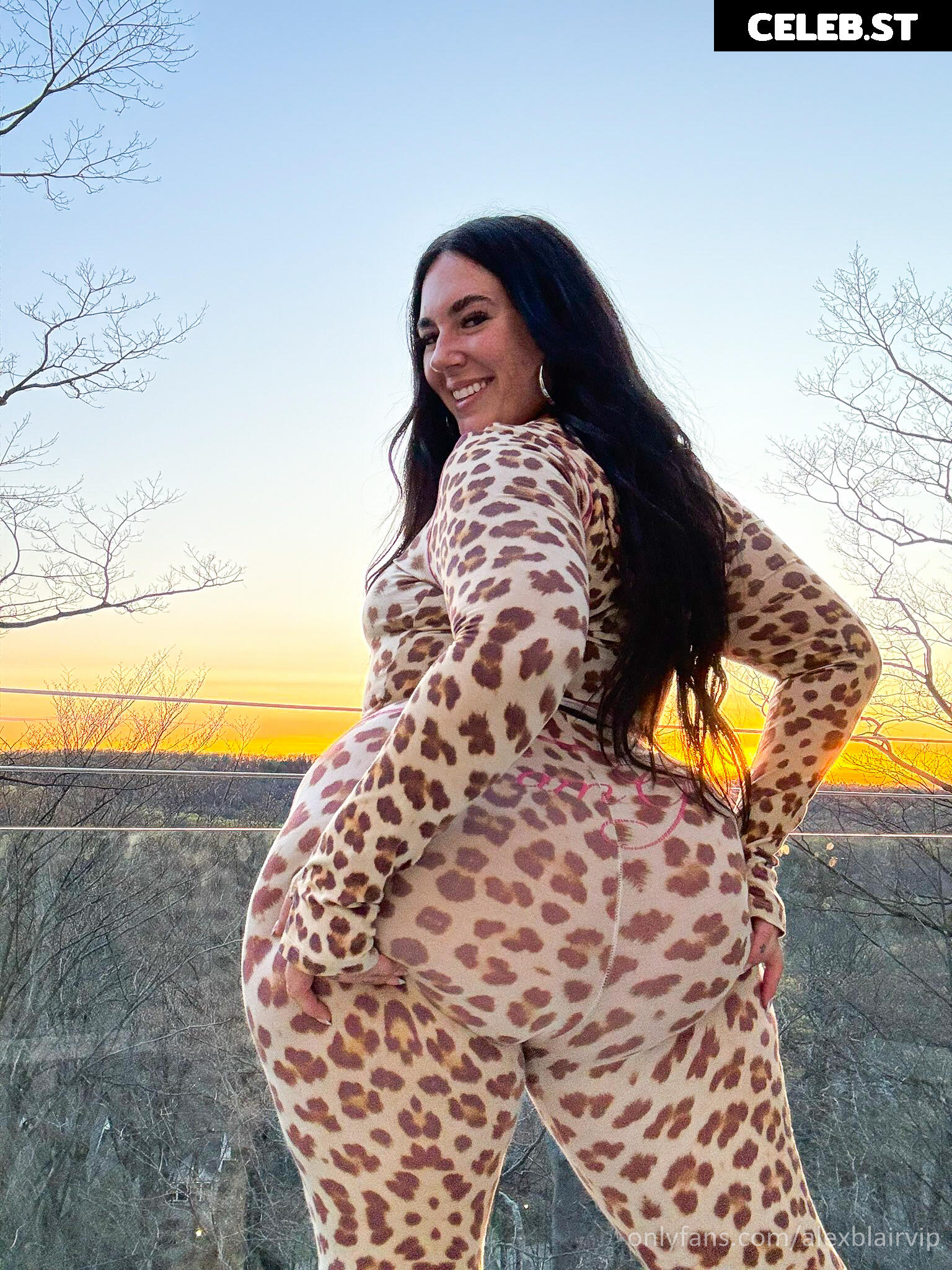 Alex Blair | itsalexblair | thecurvyfoxx Image 21789272