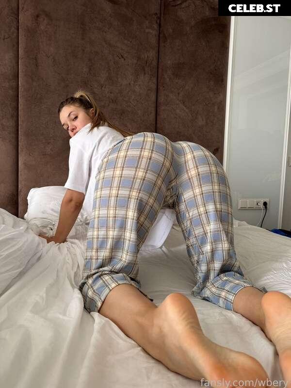 BadTe4cher Image 2161904