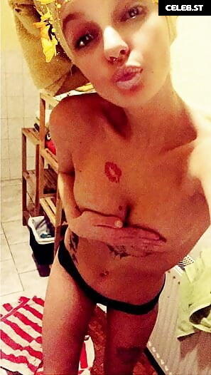 Lisa Sheepi Image 2169666