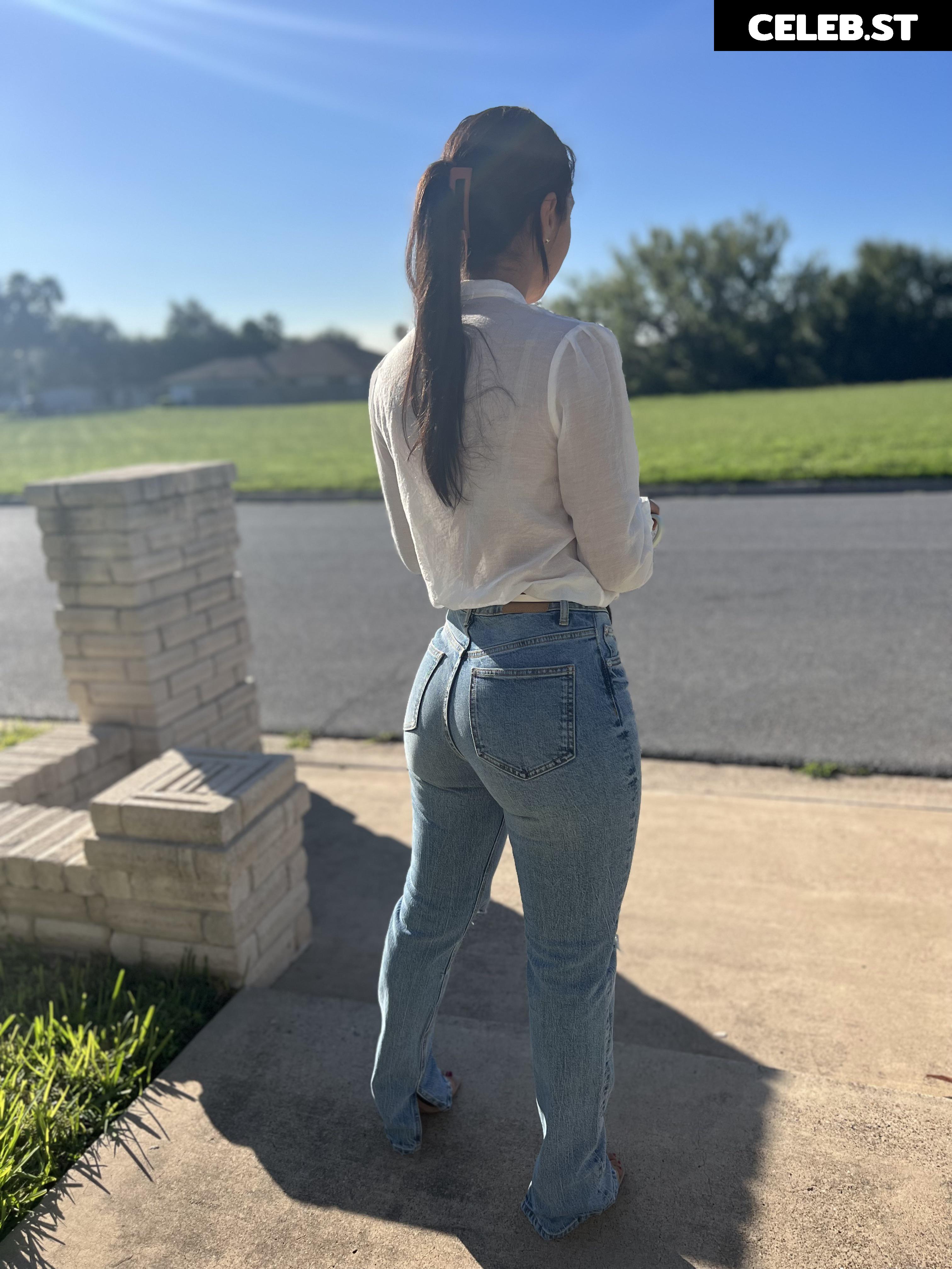 MinaTheHotWife Image 21691493