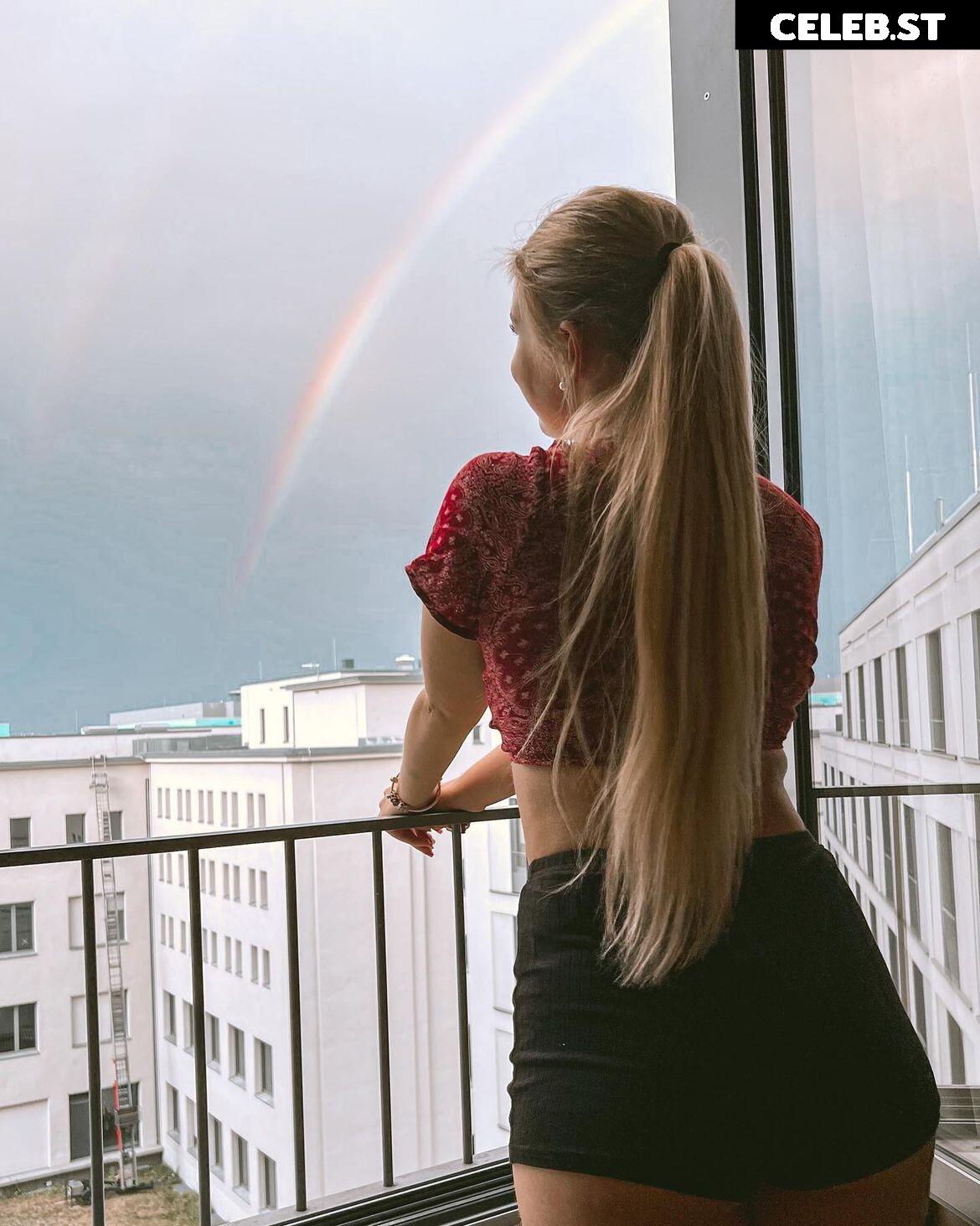 Vivien_esc Image 2146659