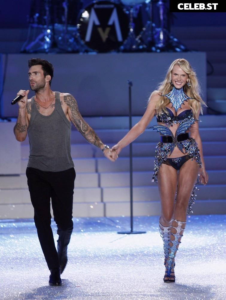 Anne V Image 2142764