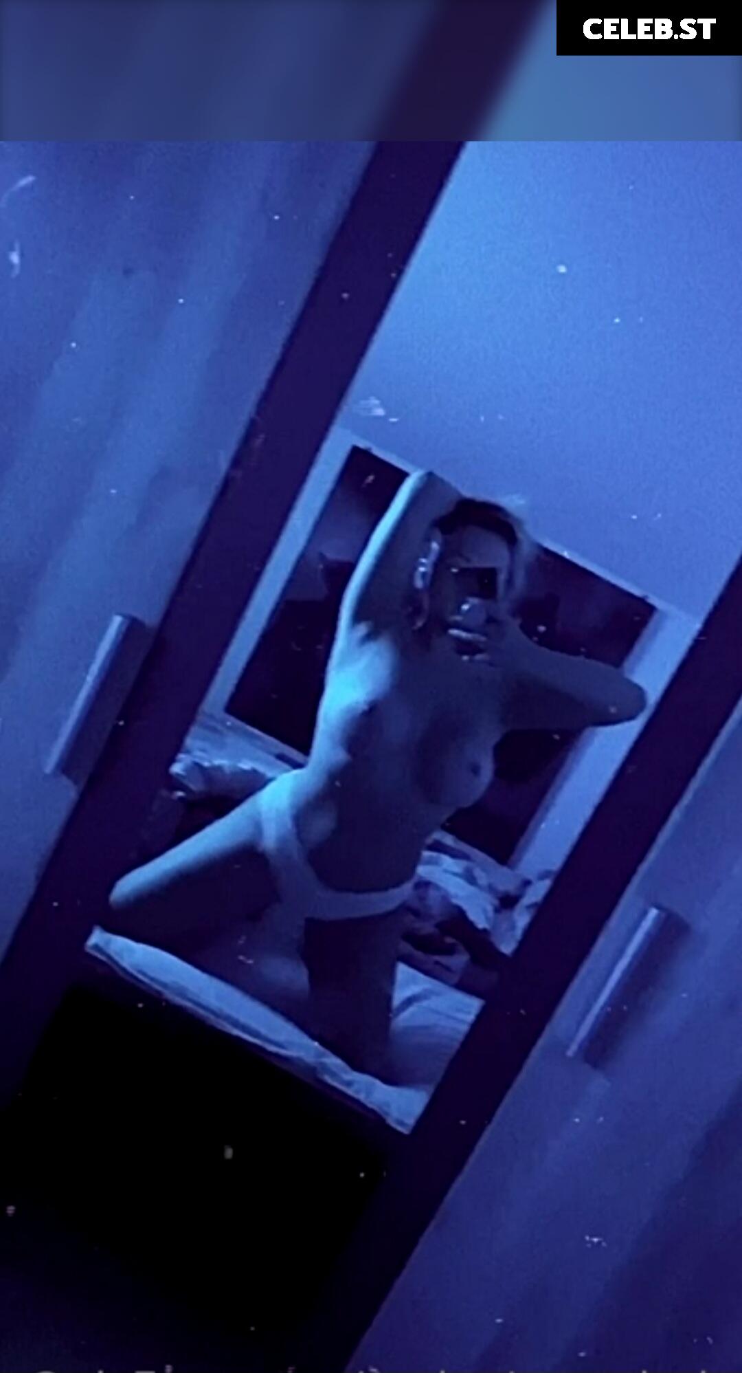 Melanie_Melody Image 2148721