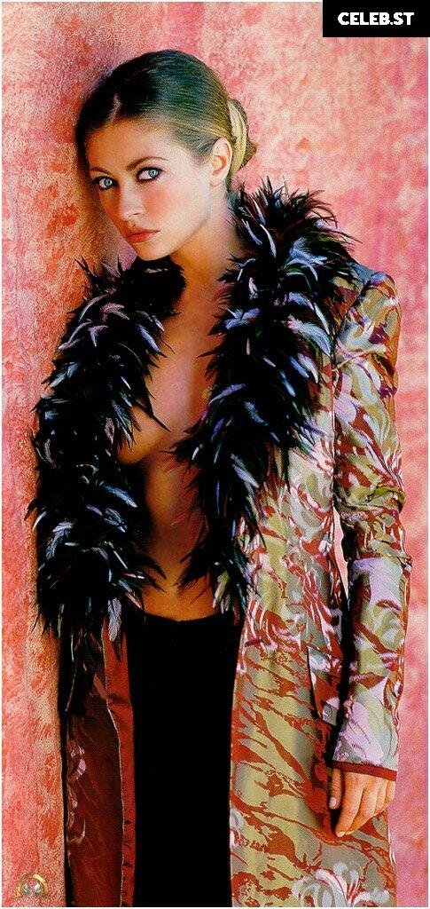 Rebecca Gayheart Image 2135876