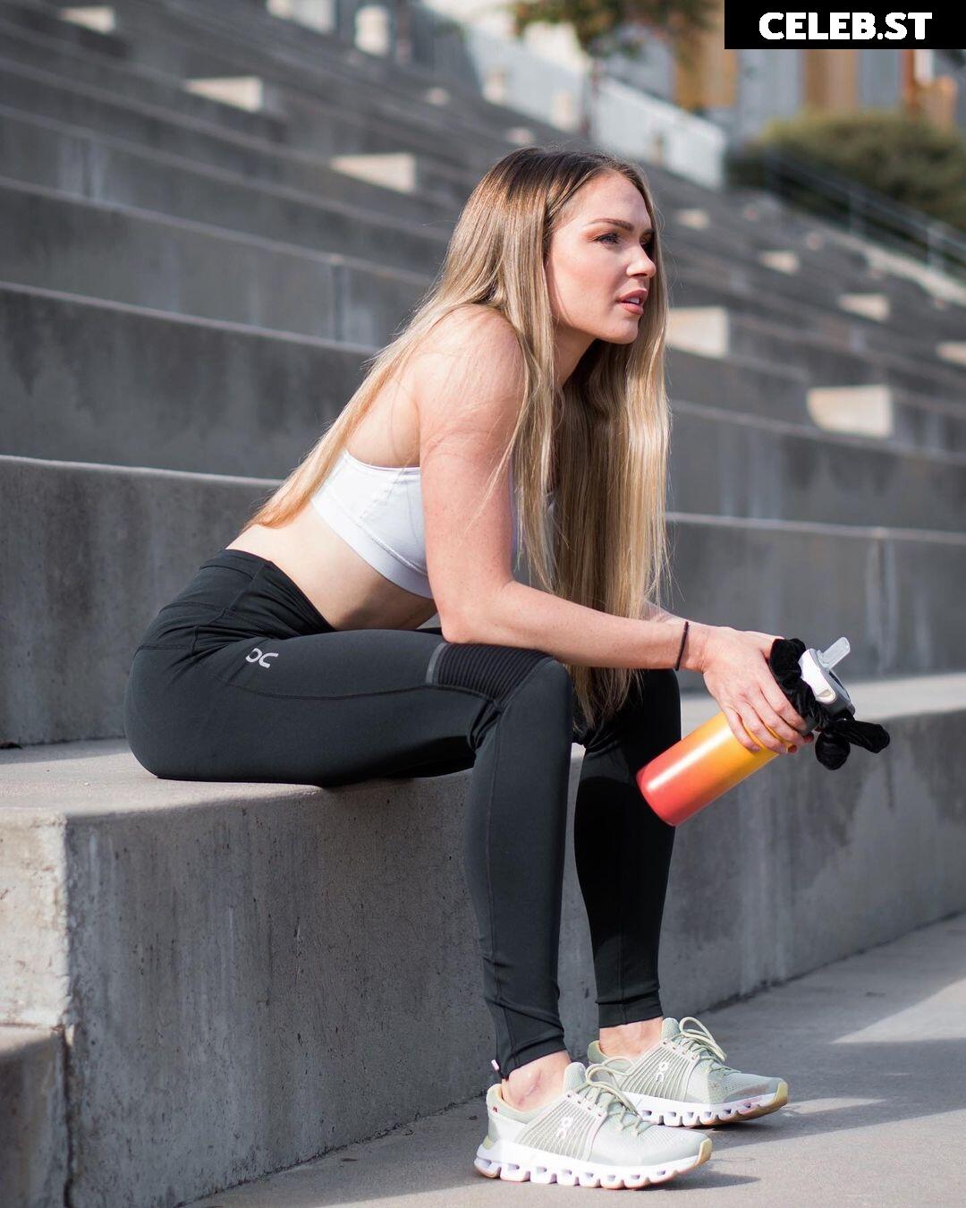 Chari Hawkins Image 2135293