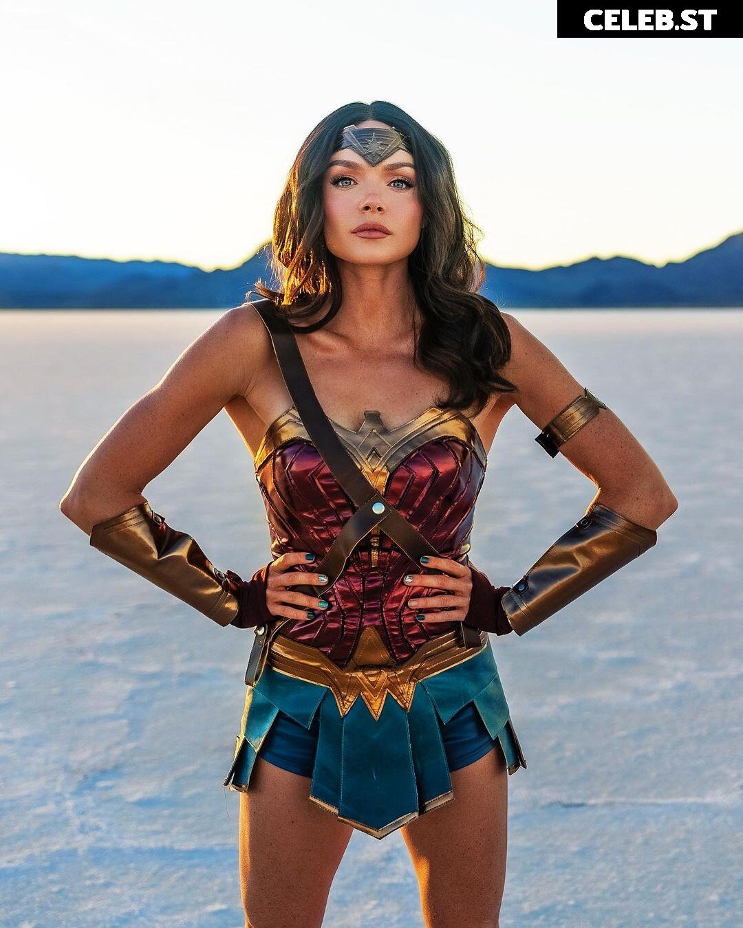 Chari Hawkins Image 2136899