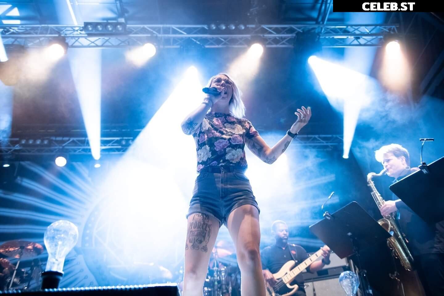 Stefanie Heinzmann Image 2136805