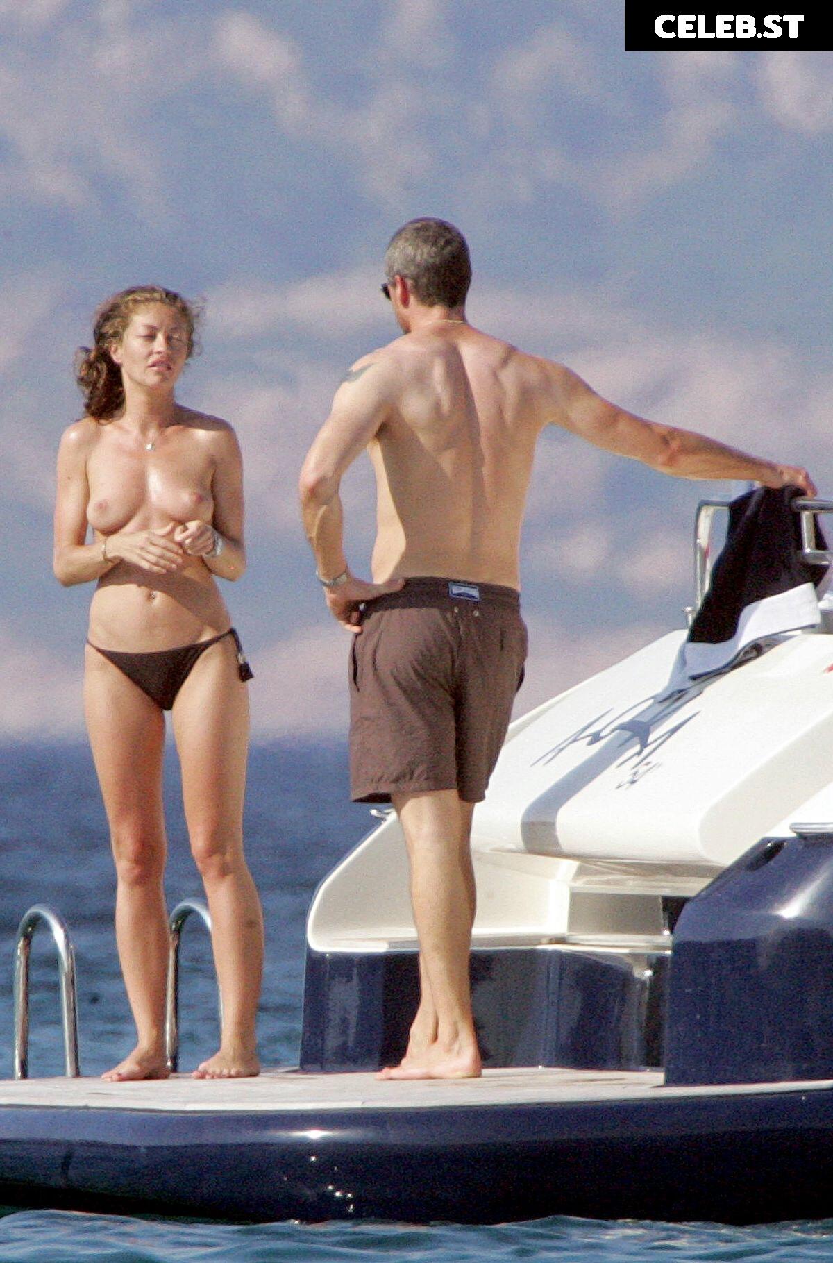 Rebecca Gayheart Image 2136750