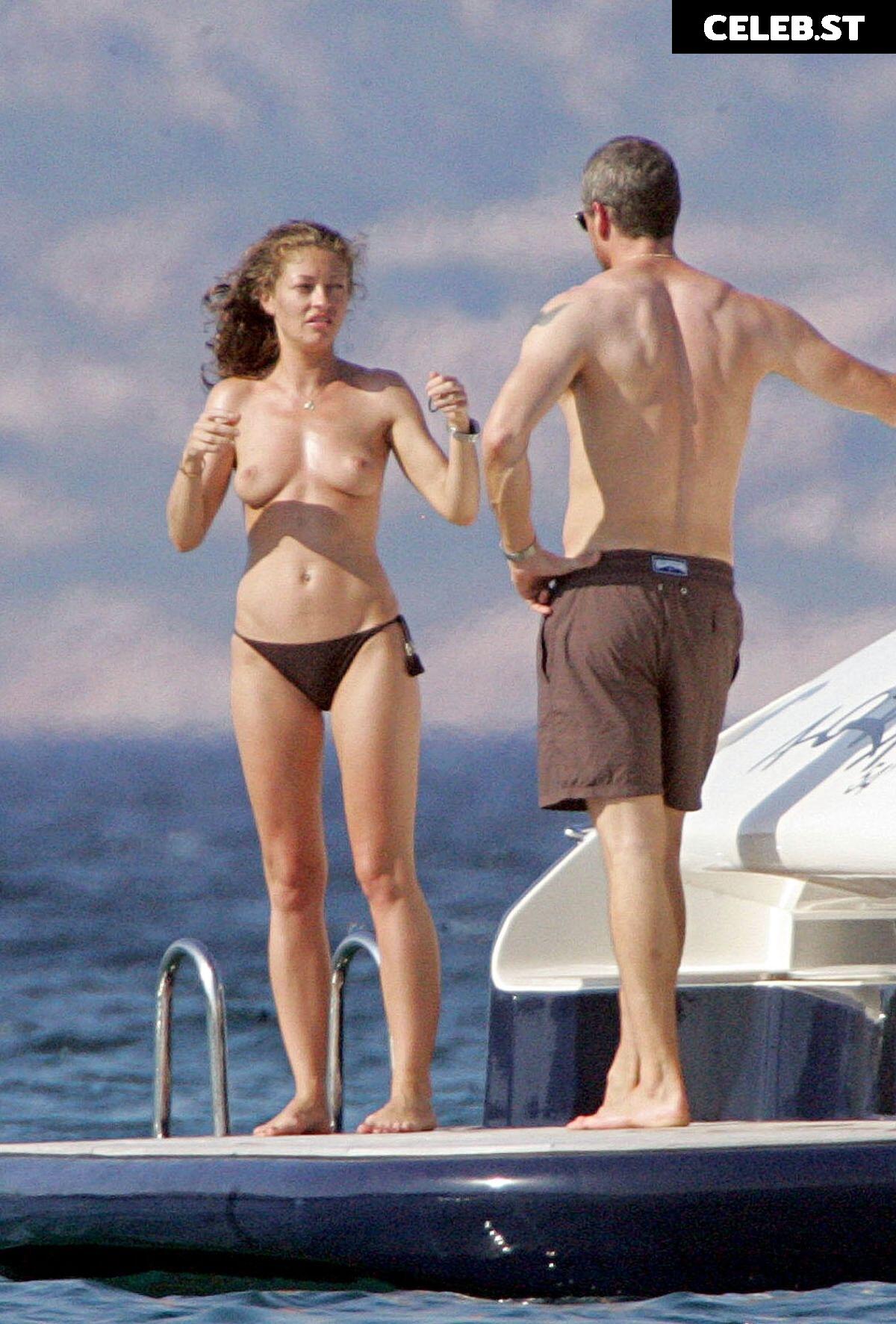 Rebecca Gayheart Image 2136604