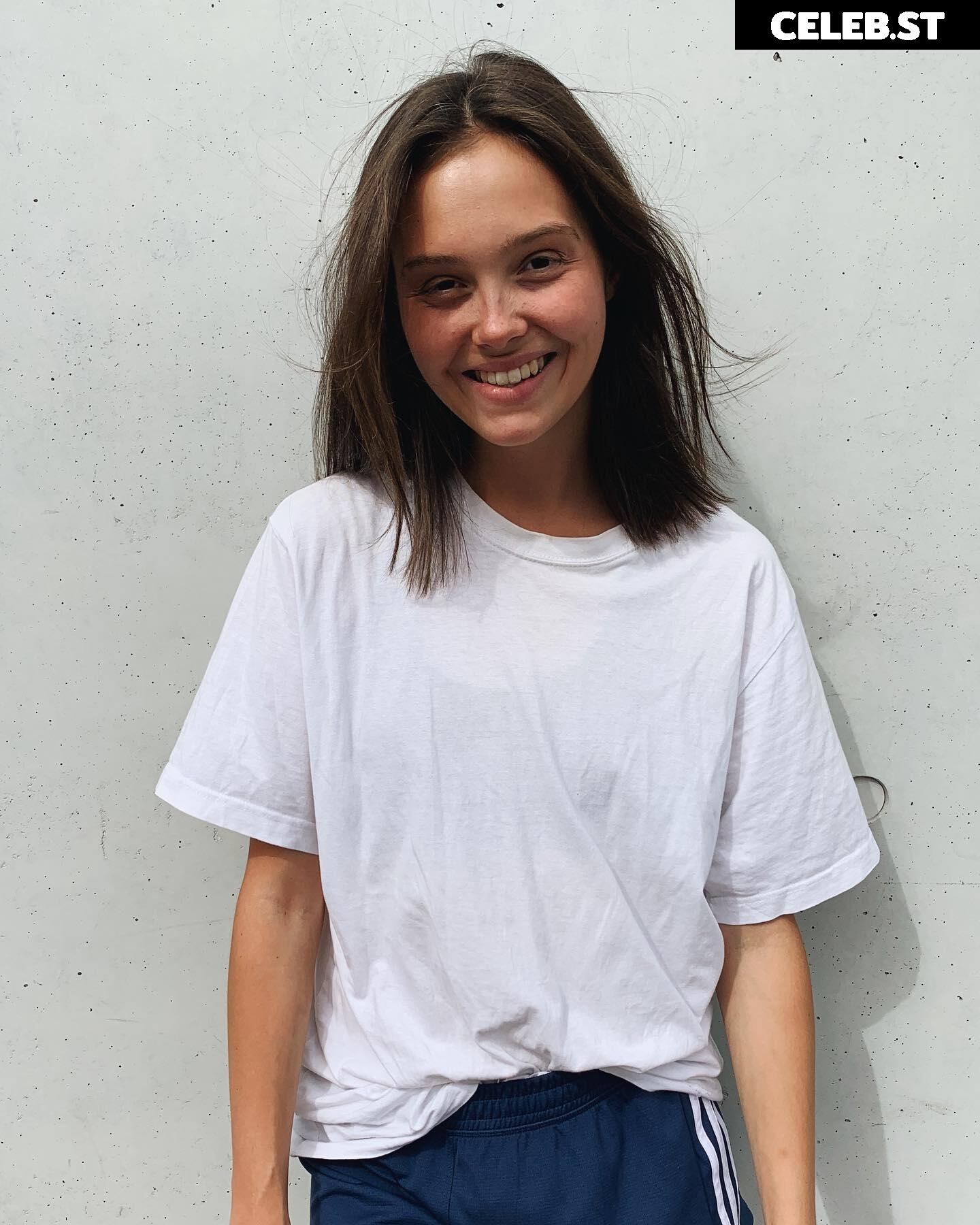 Christina Suenderhauf Image 2136045