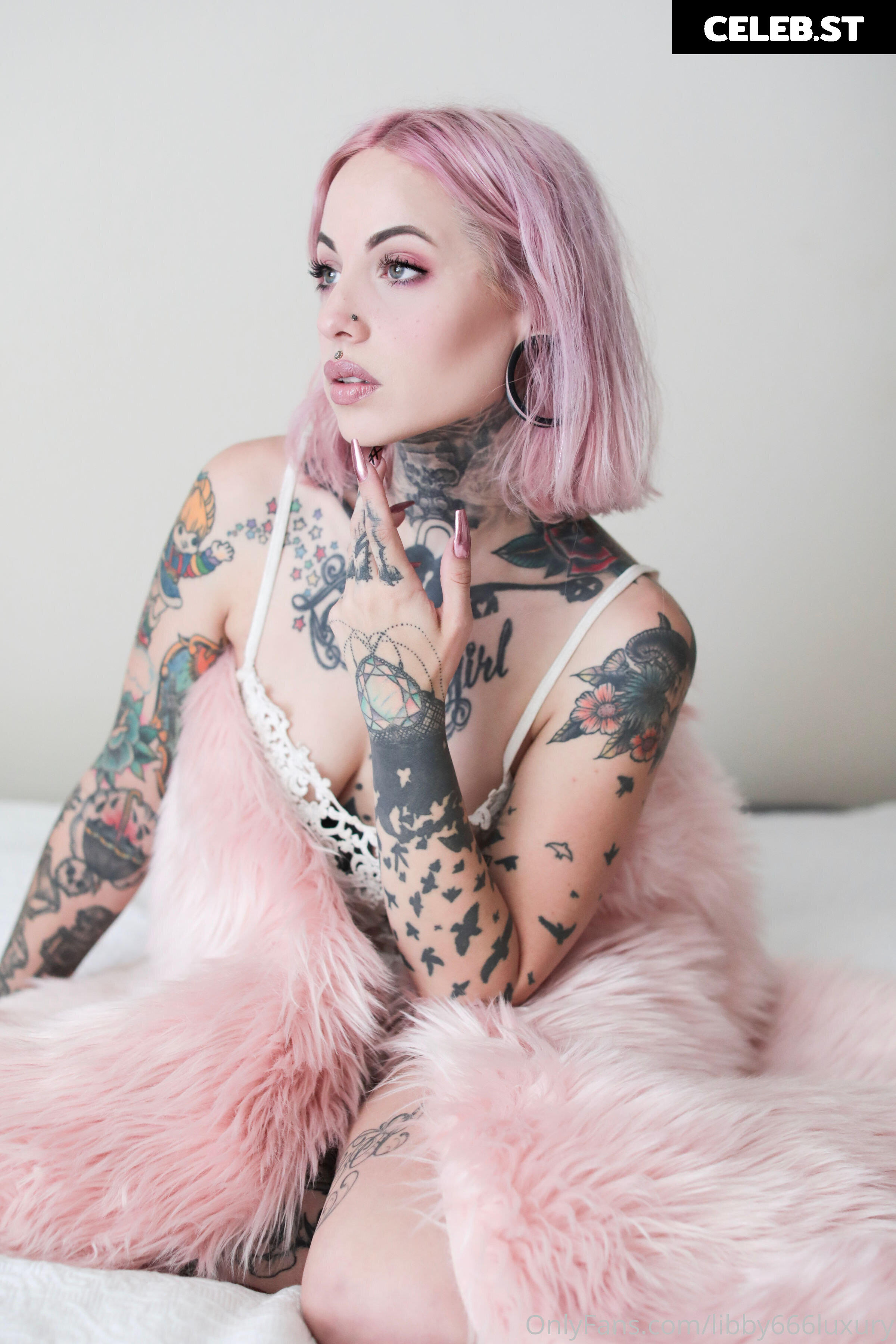 Libby Lux Image 2136929