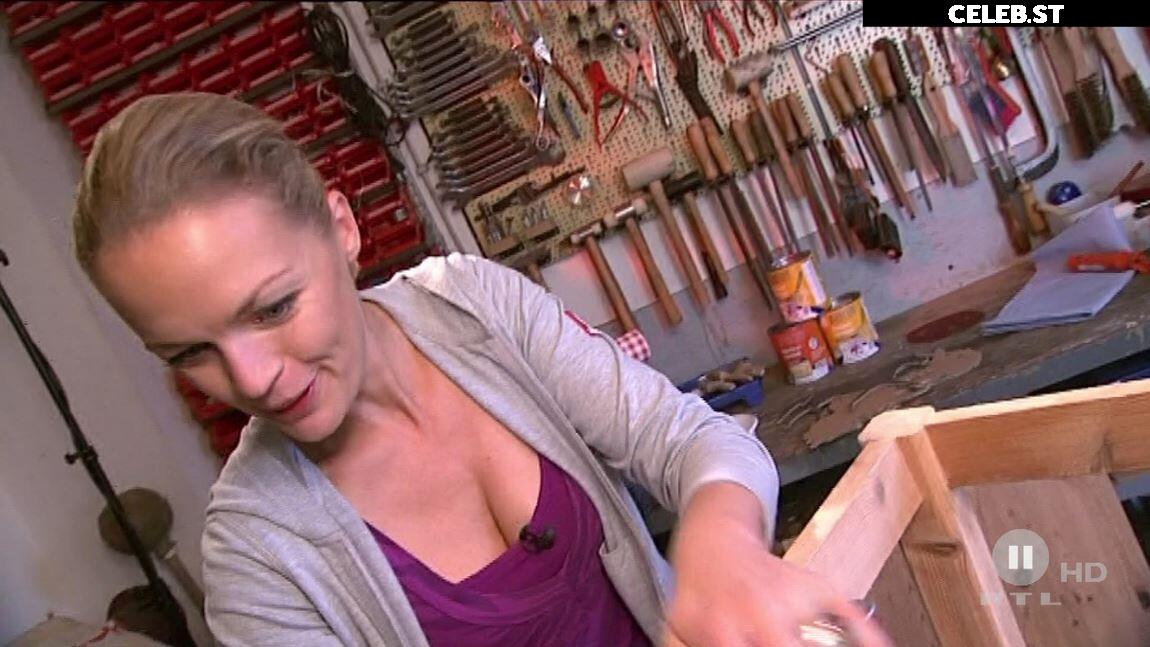 Eva Brenner Image 2137509