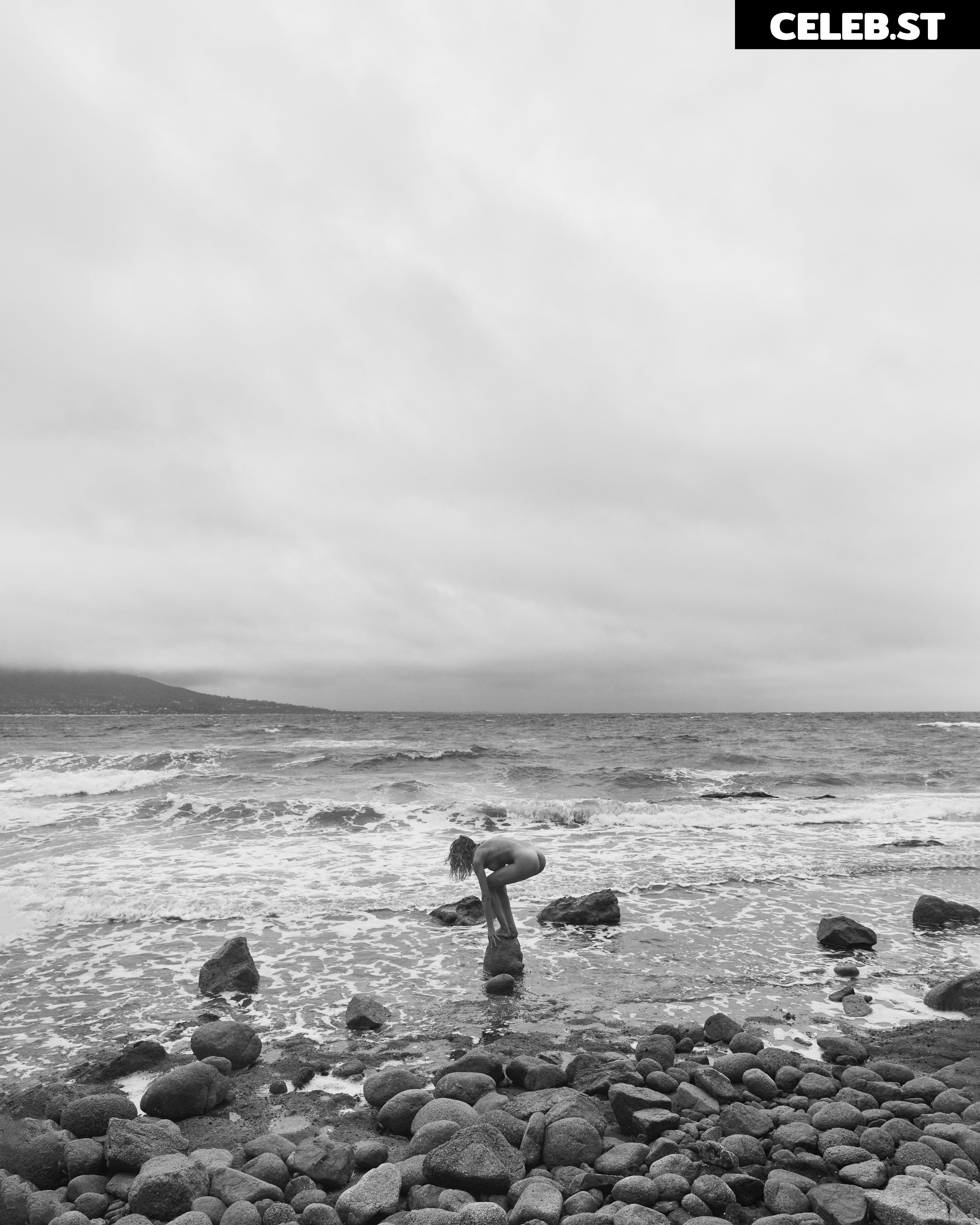 Nikki Hillier Image 2134505