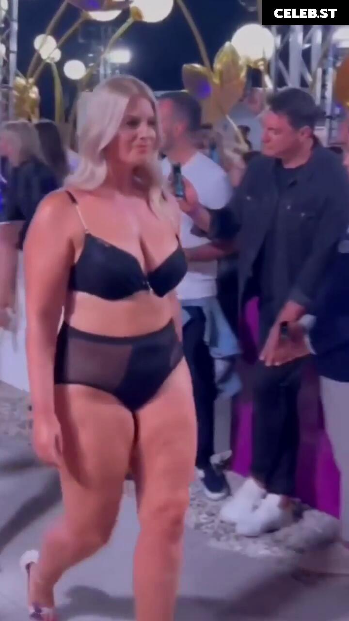 Angelina Kirsch Image 2131840