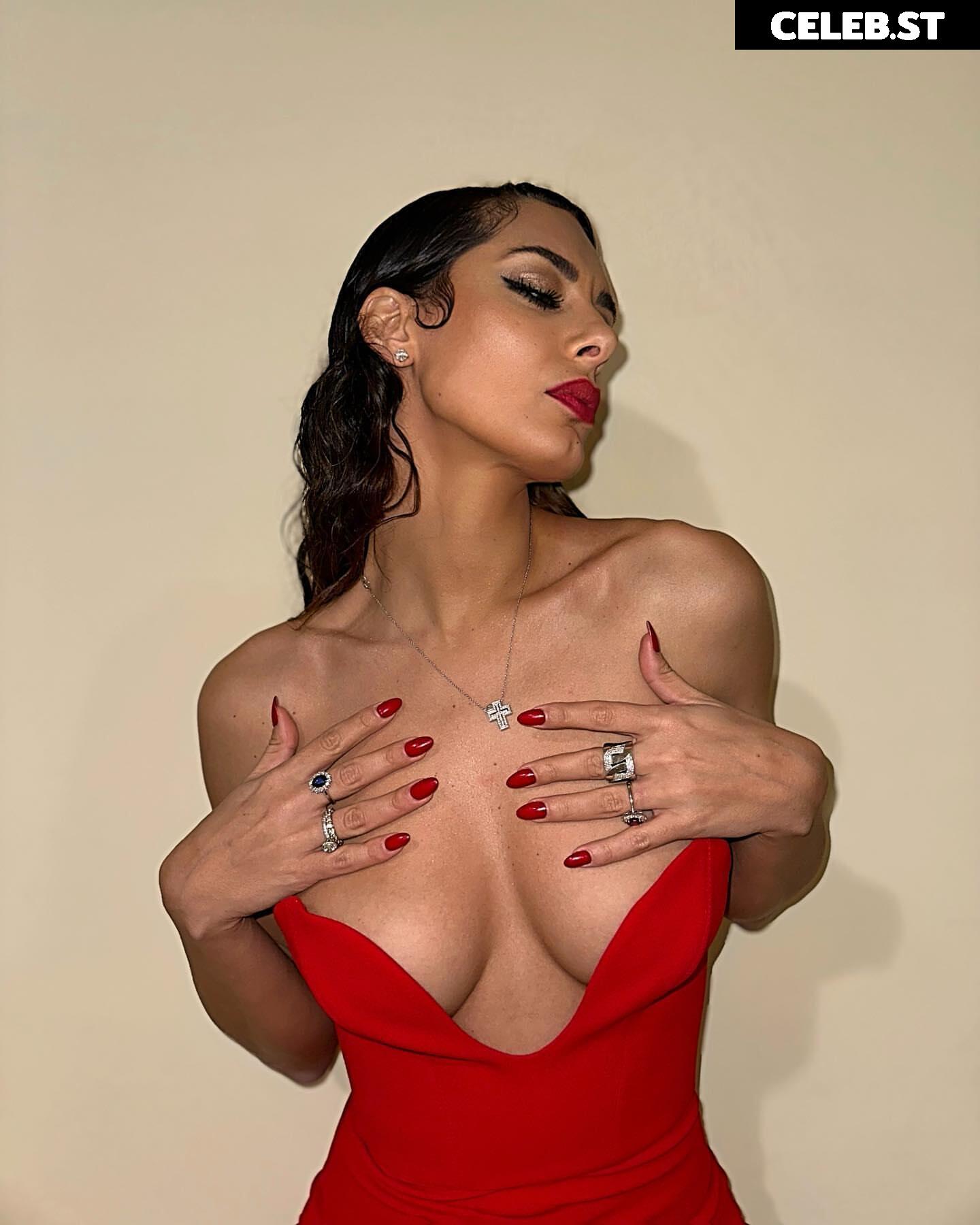 Raffaella Modugno Image 2131469