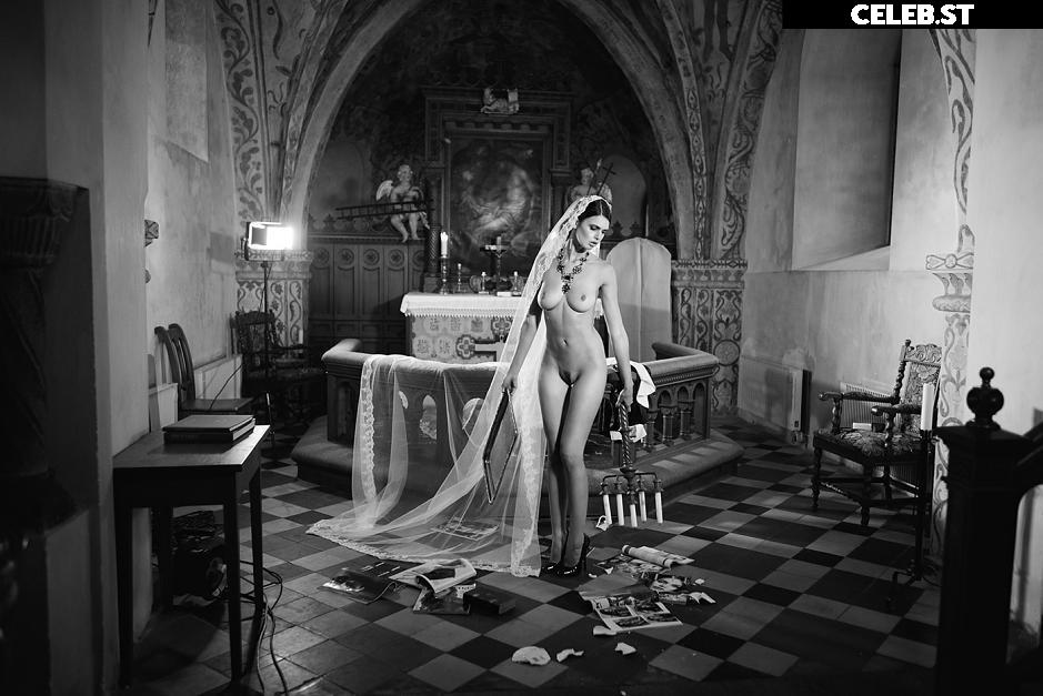 Zoi Gorman Image 2132537