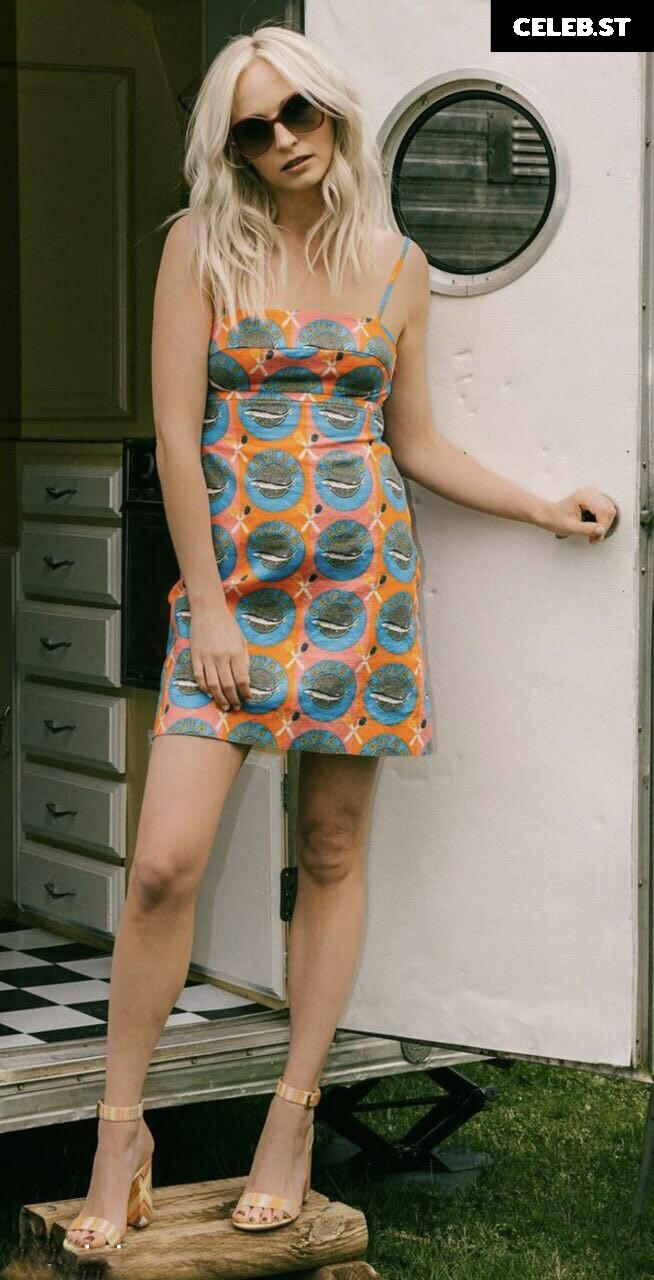 Candice King Image 2132480