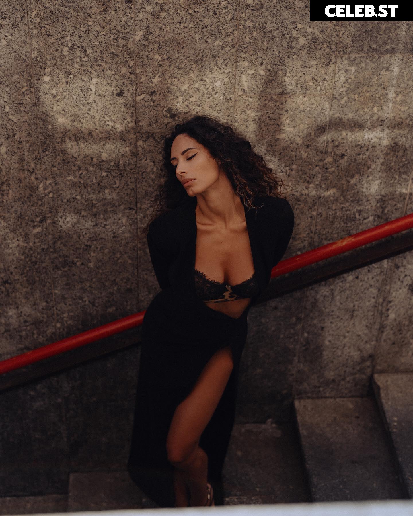 Raffaella Modugno Image 2130492