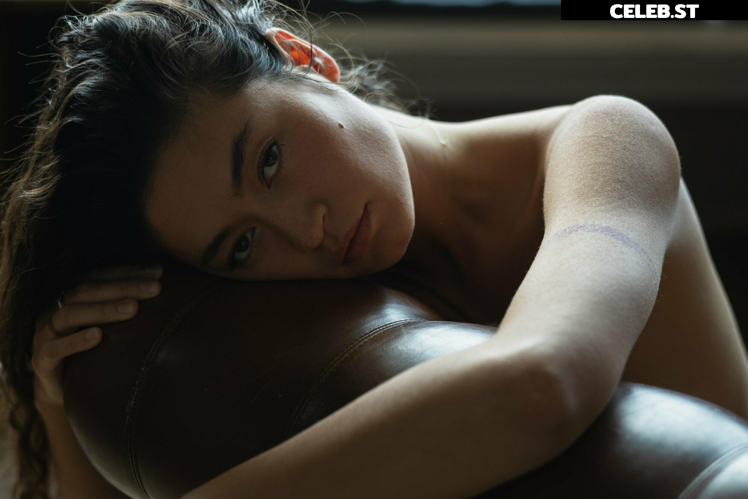 Tezz Tran Image 2130745