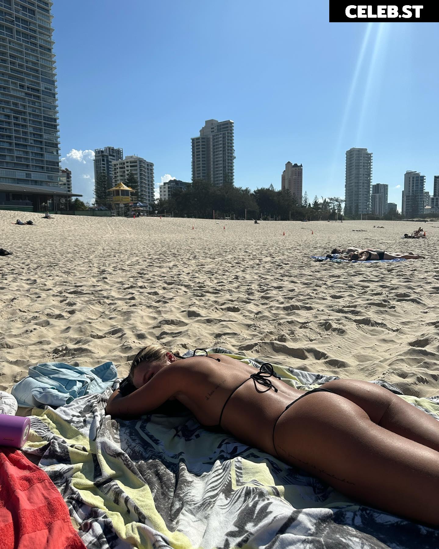 olivia phillippss Image 2138982