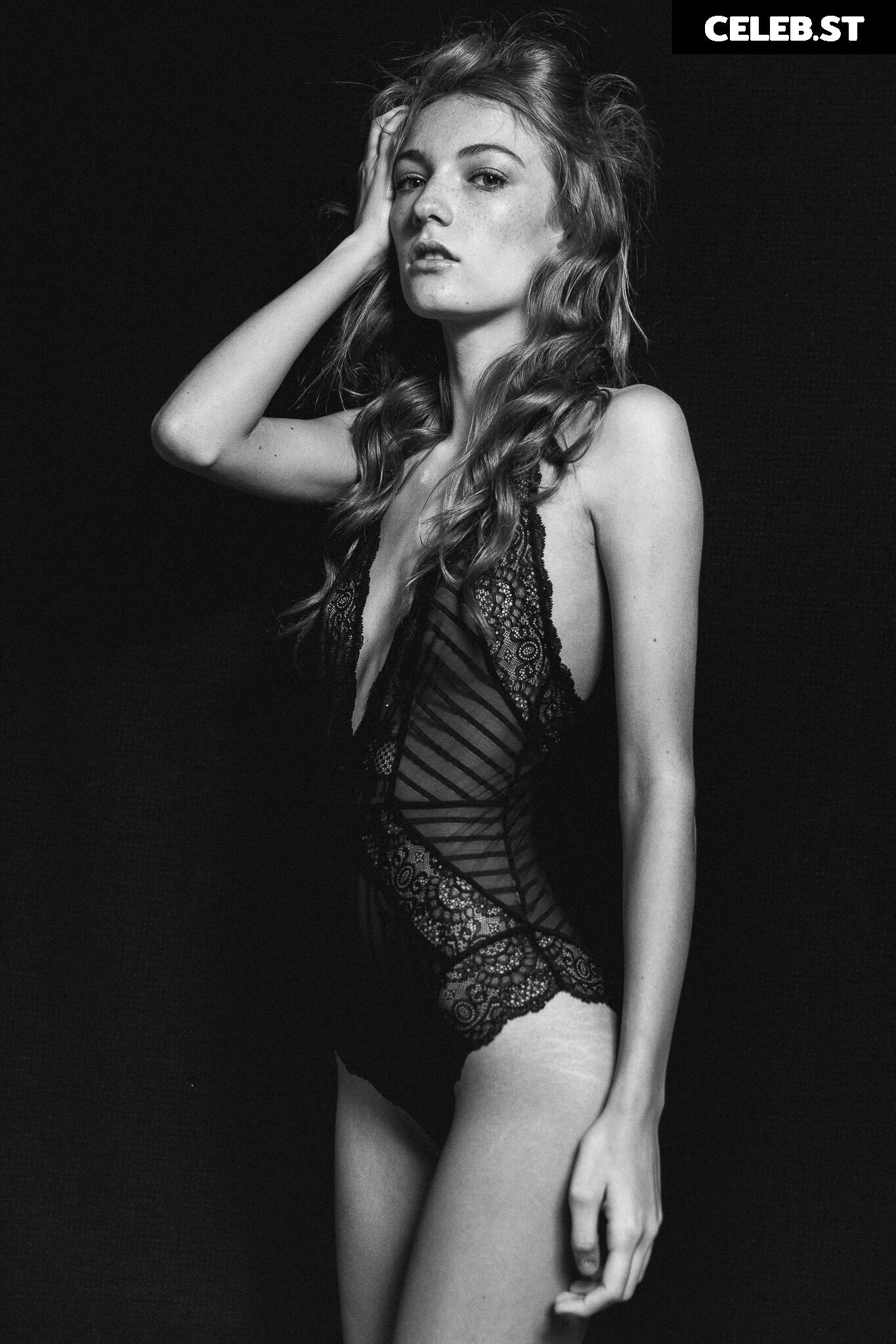 Lauren Hurlbut Image 2125279