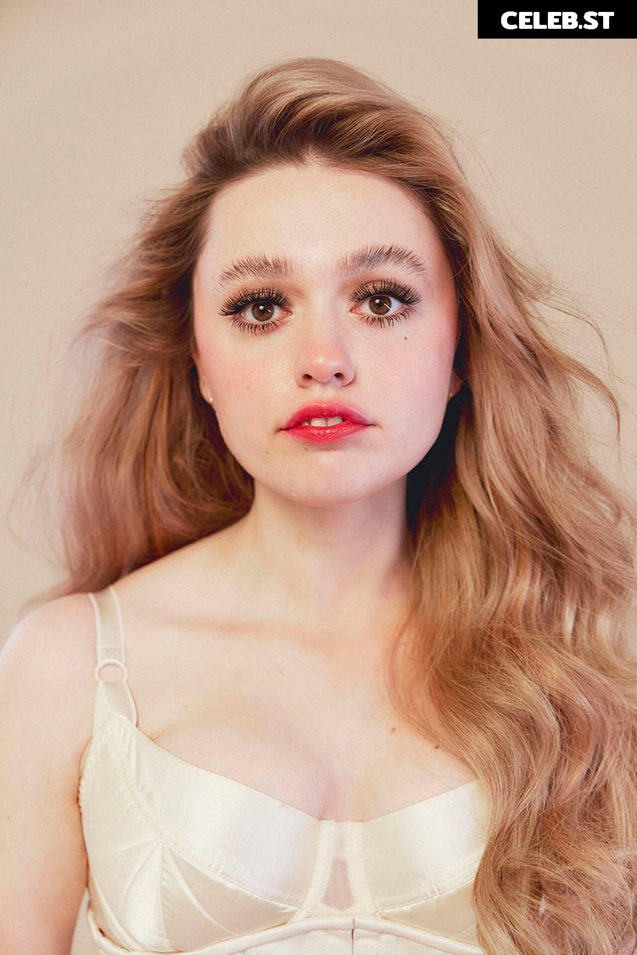 Aimee Lou Wood Image 2127894