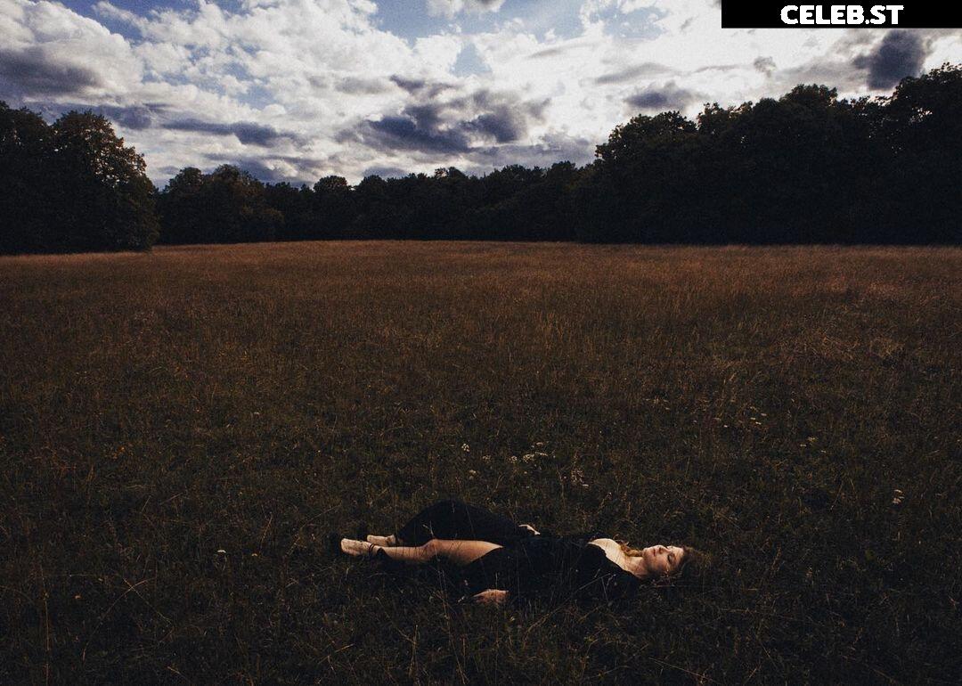 Lara Mandoki Image 2127923