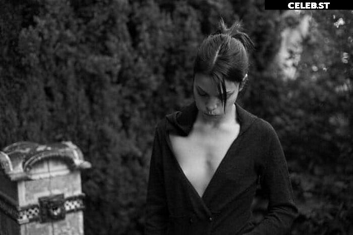 Lauren German Image 2122542