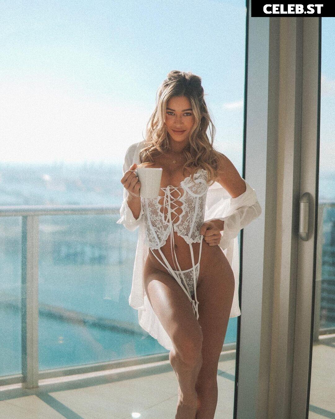 Cindy Prado Image 2122719