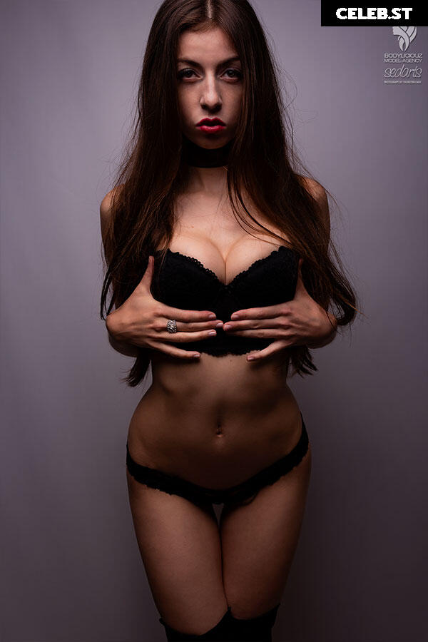 Simi Weber Image 2122700