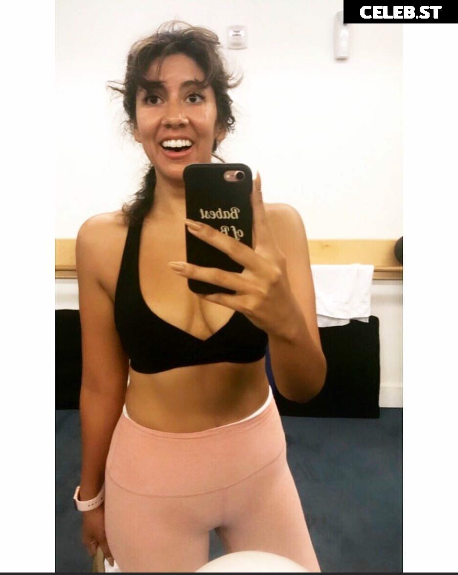 Stephanie Beatriz Image 2122039