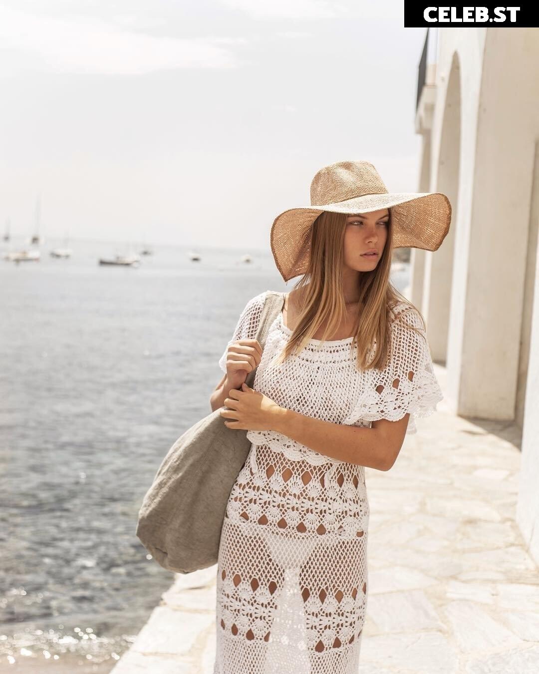 Tia Mallia Image 2122303