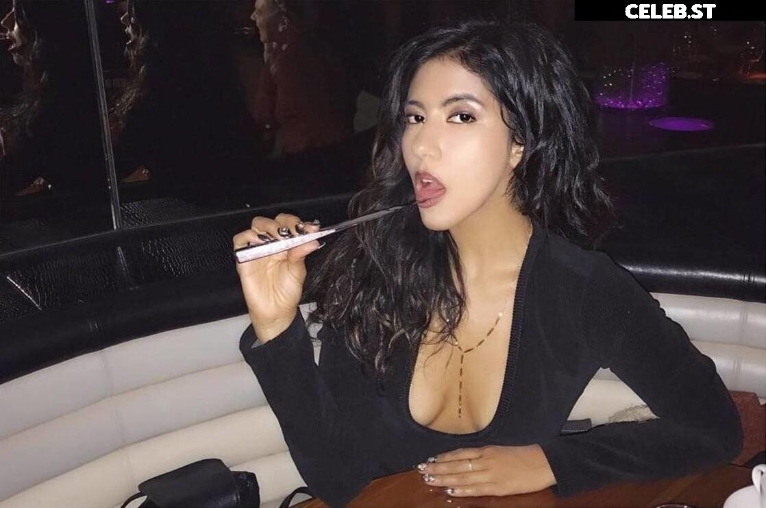 Stephanie Beatriz Image 2122280