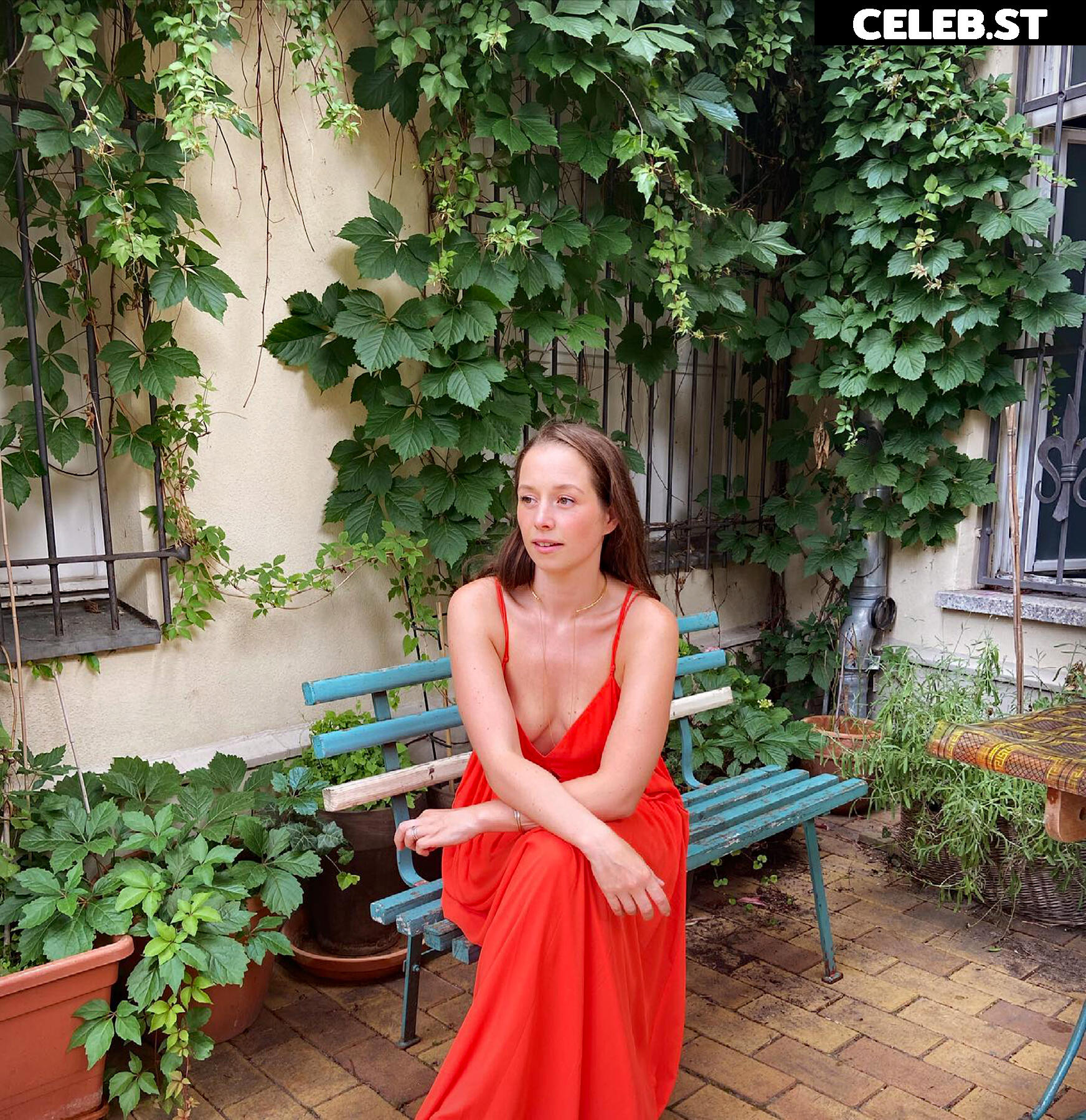 Senta-Sofia Delliponti Image 2122217