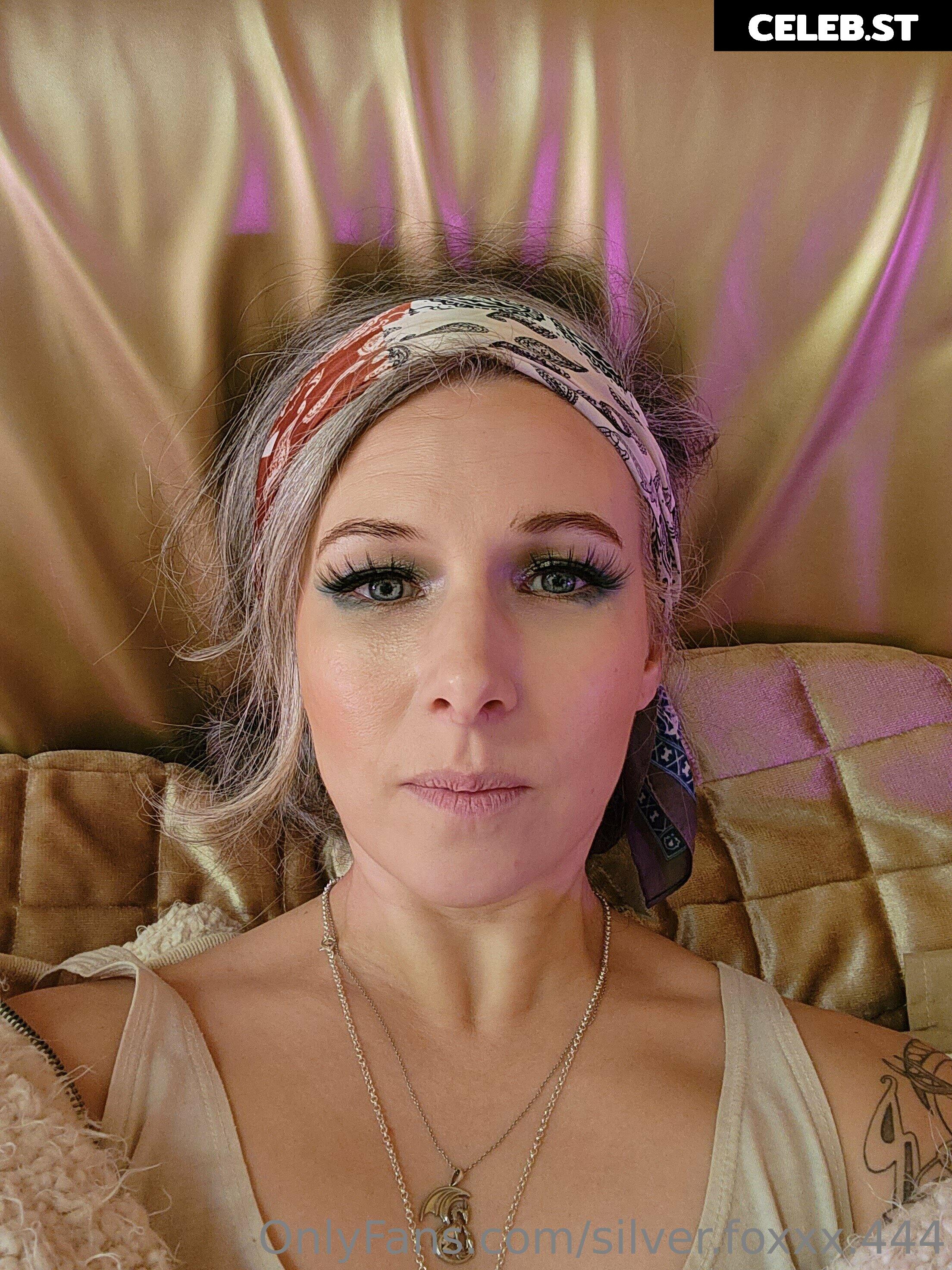 silver.foxxx.444 Image 21229822