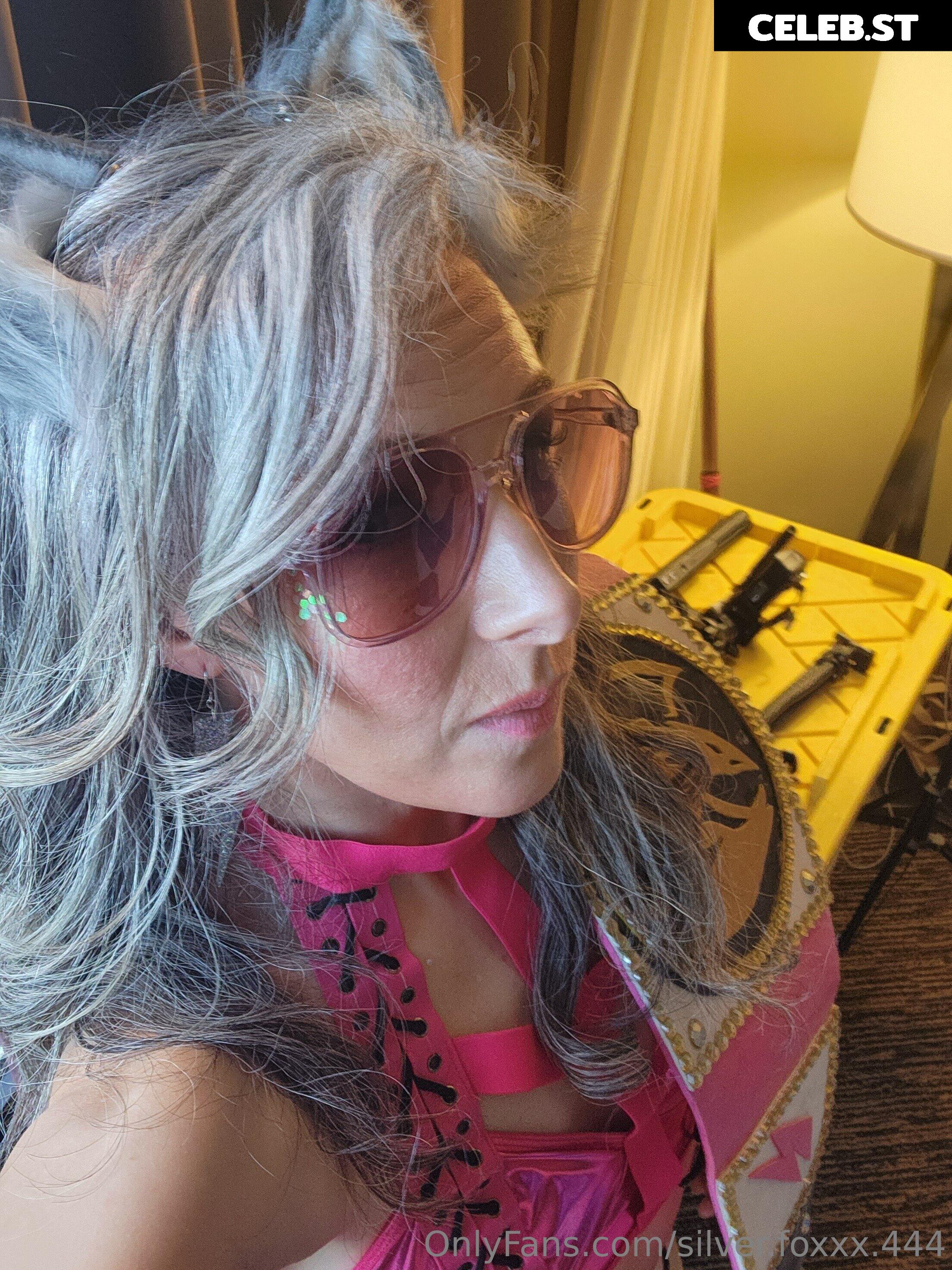 silver.foxxx.444 Image 21229569