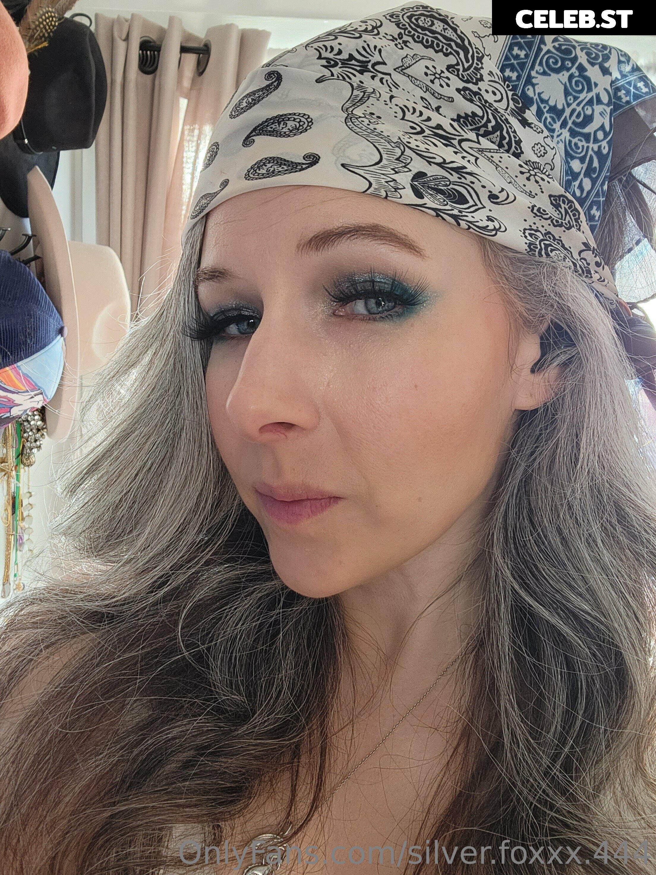 silver.foxxx.444 Image 21229782