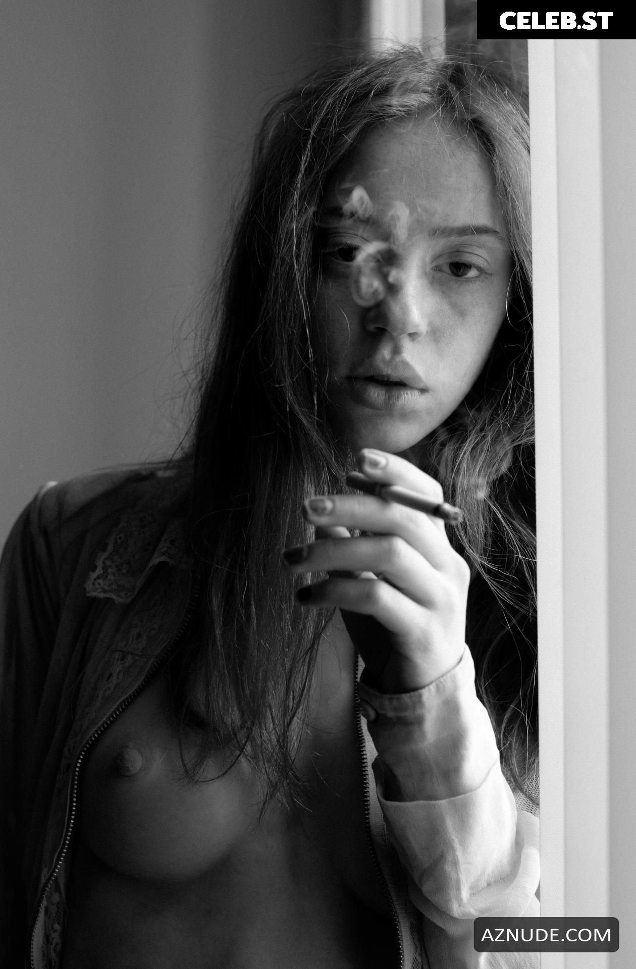 Lily Newmark Image 2123756